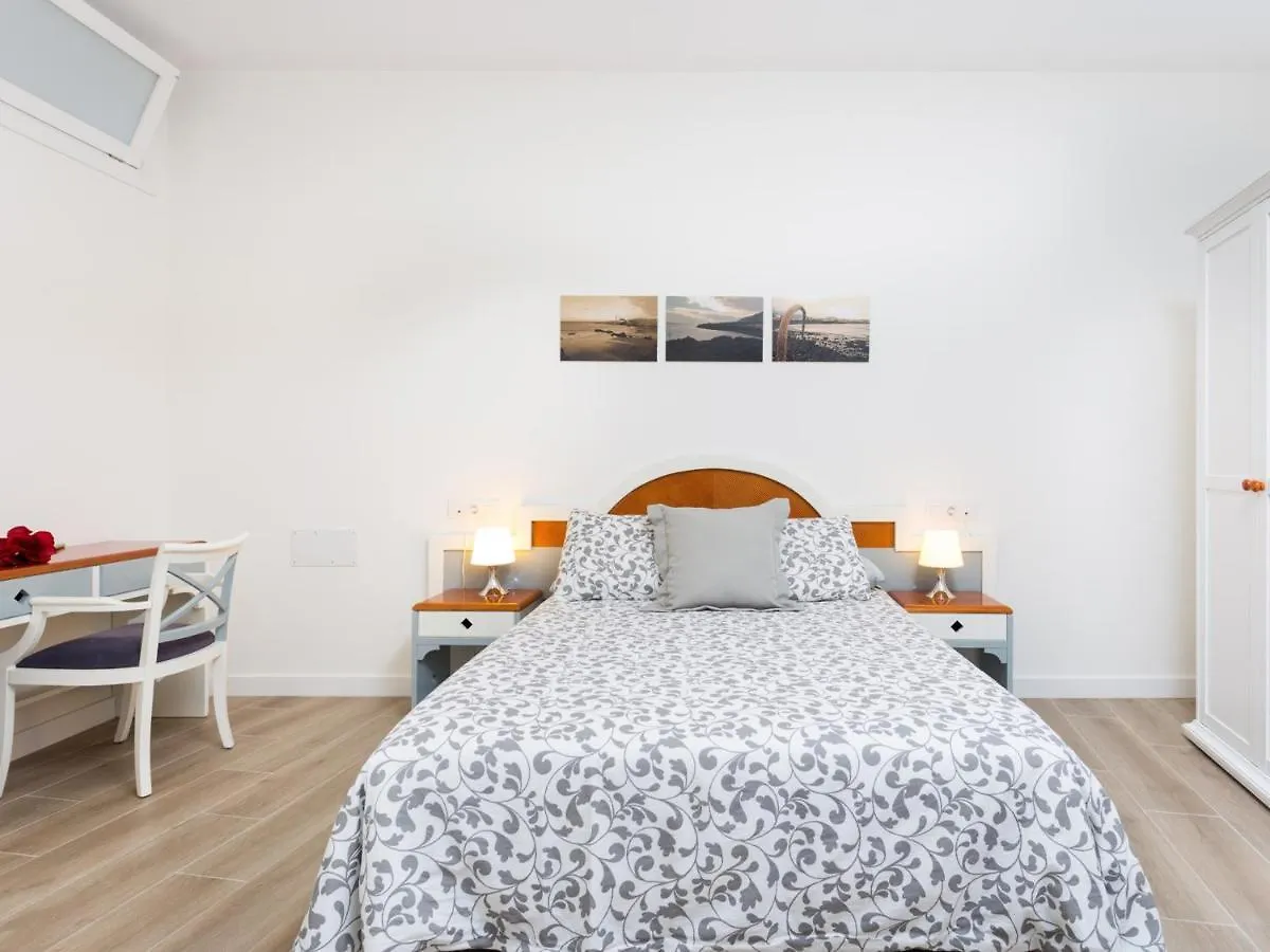 Apartment Apartamento Minimalista Con Terraza, Wifi Y A 1 Minuto De La Playa - Es-279-4 Garachico  Spain